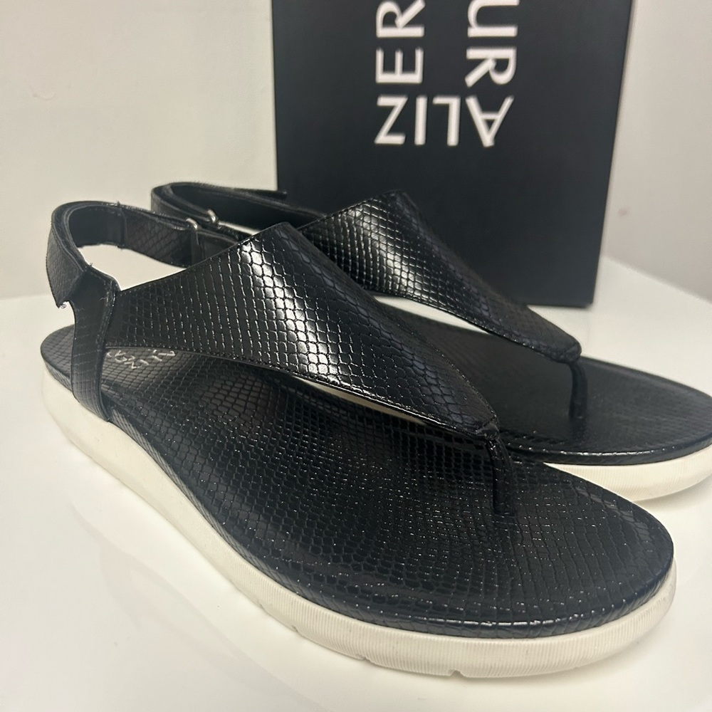Naturalizer Meghan Black Textured Sandals Size 9.5 Comfort Slingback NEW - Picture 6 of 7